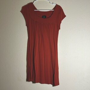 Women’s medium dress